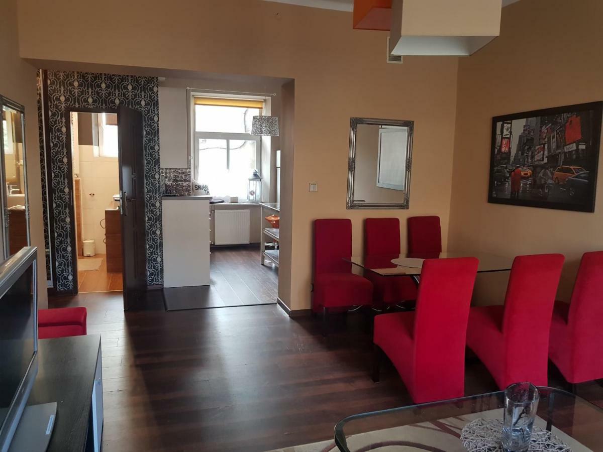 Apartament Pod Aniolami Na Starowce W Radomiu Dış mekan fotoğraf